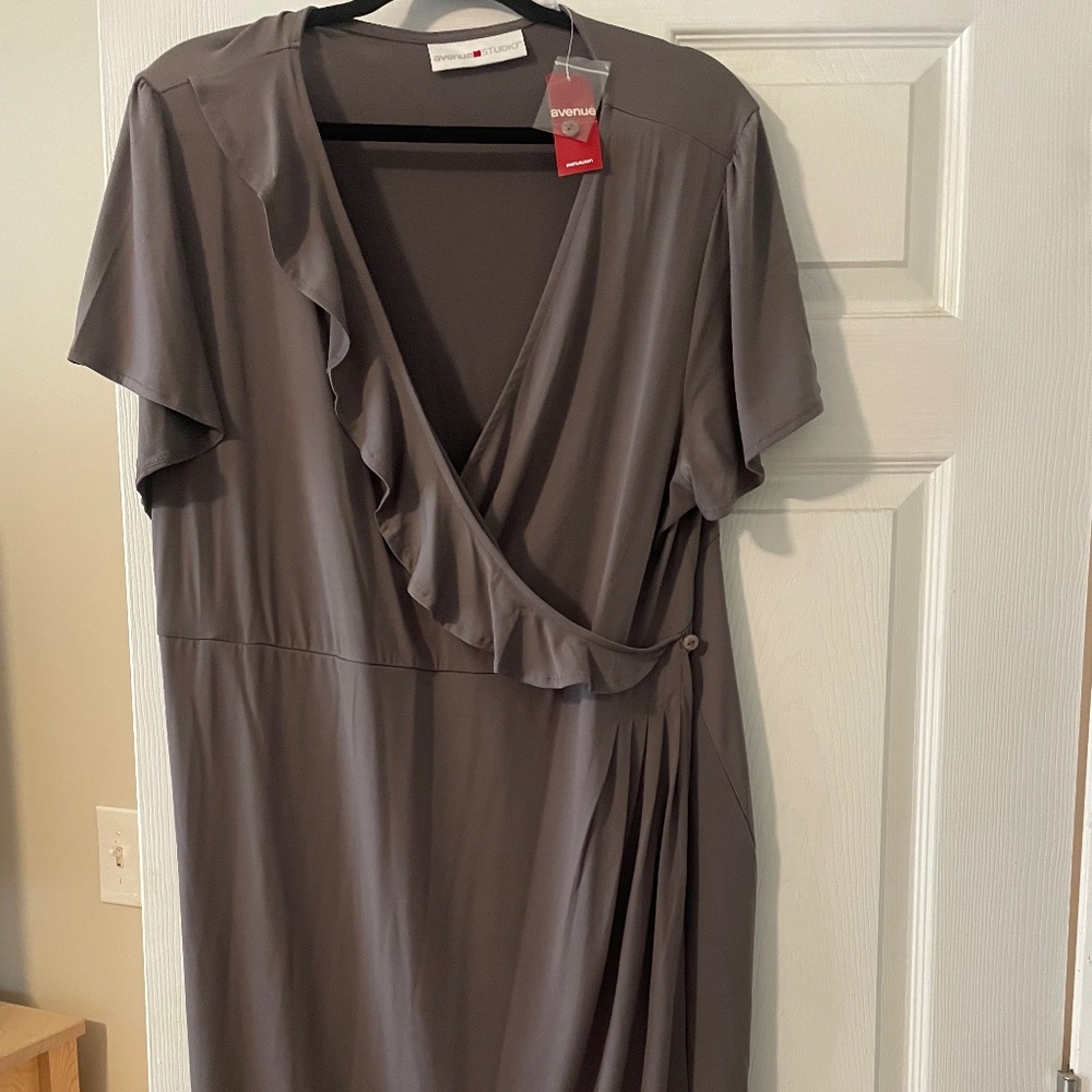 Avenue Studio dress, NWT 22/24